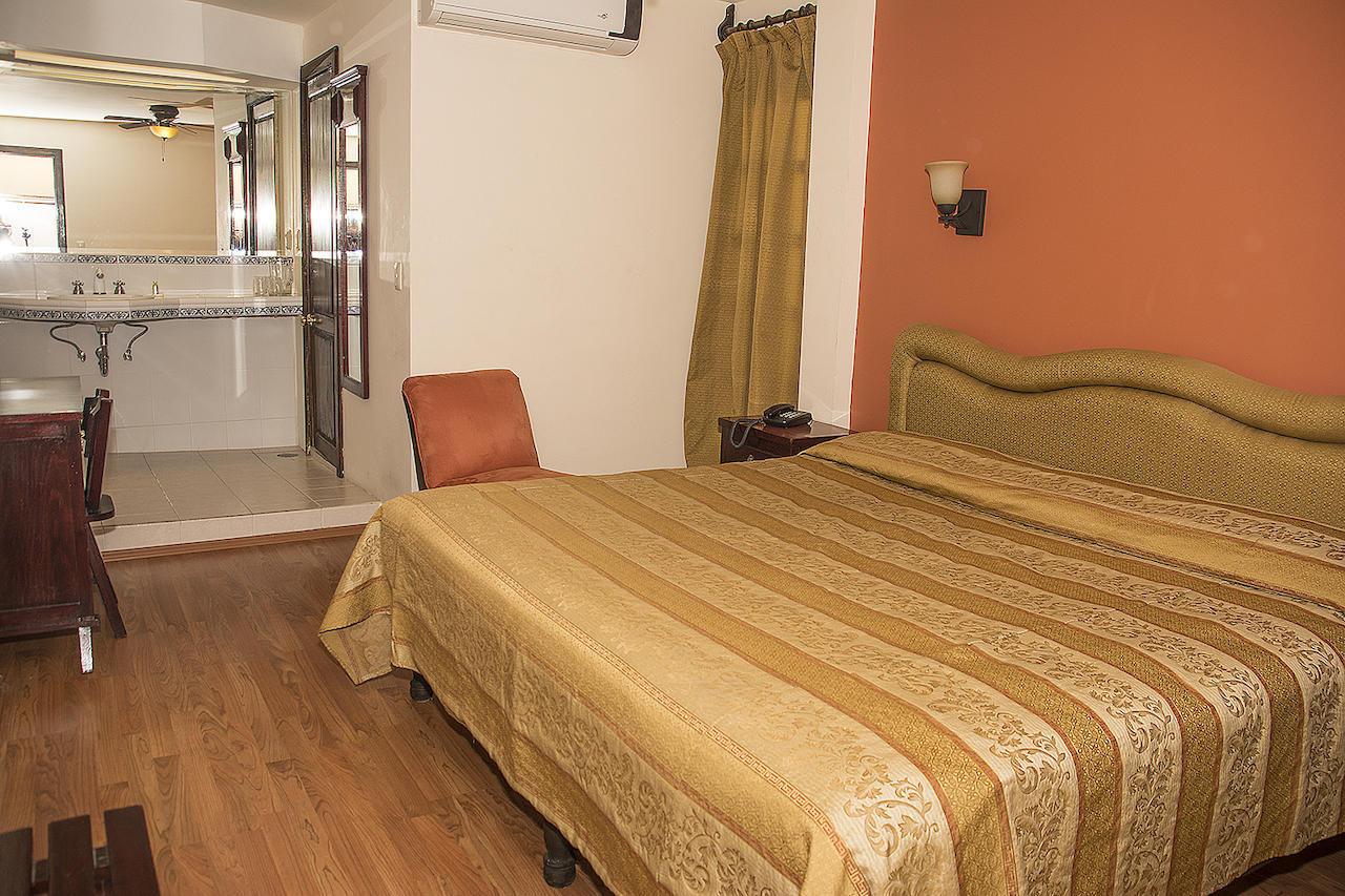 Hotel Roma ولاية دورانغو الغرفة الصورة