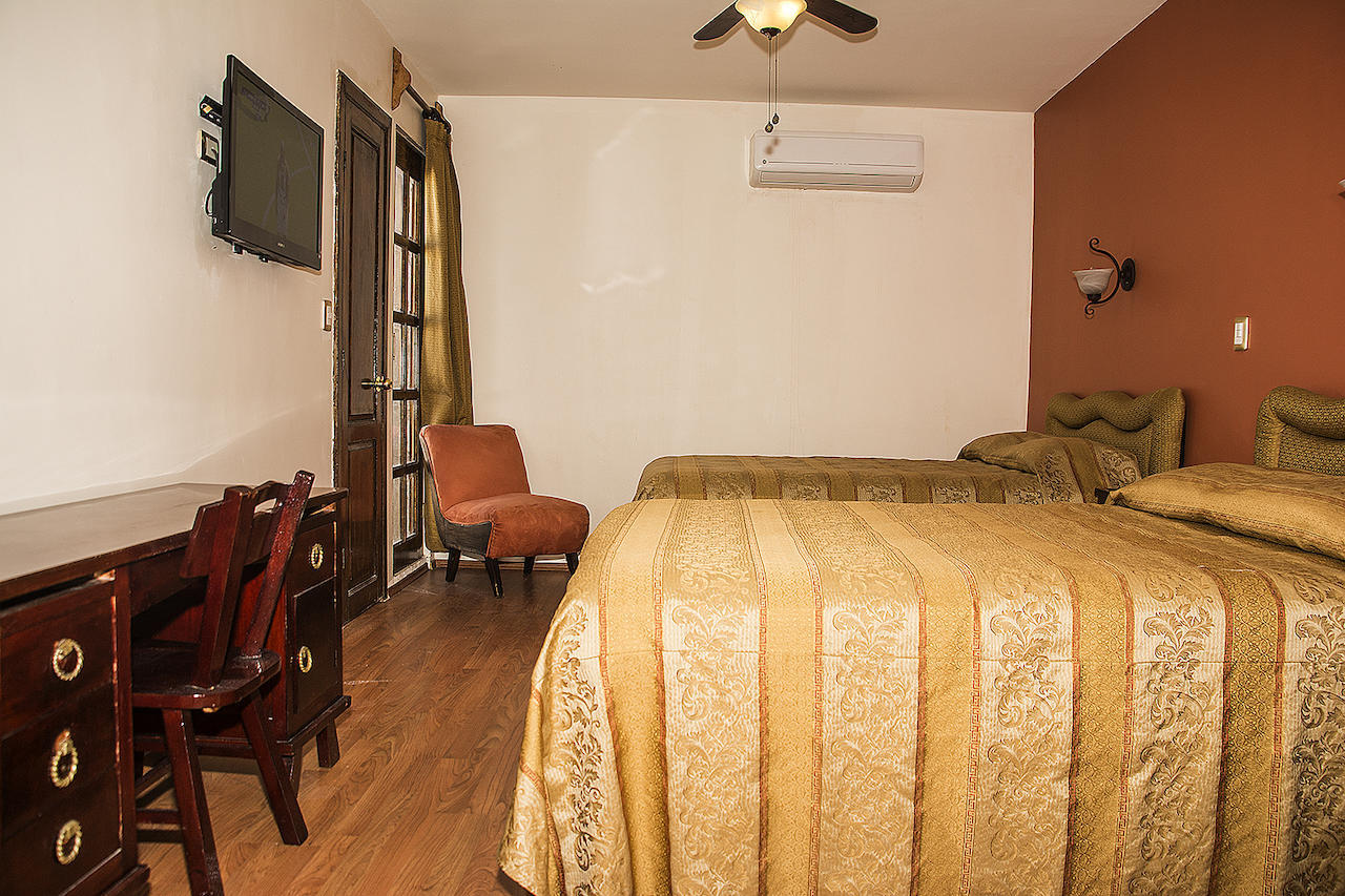 Hotel Roma ولاية دورانغو الغرفة الصورة